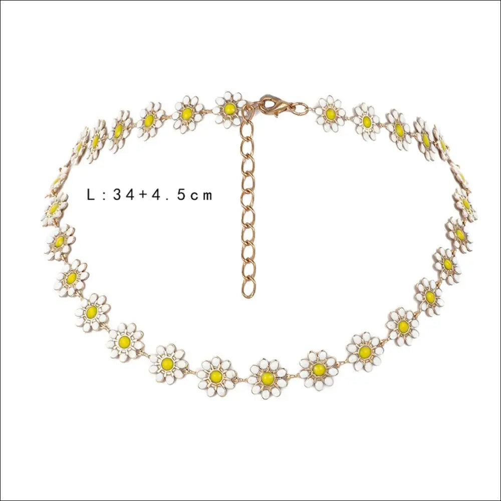 Elegant Chockerhalsband med Vita Blommor och Margeriter - Vit / 40 gr - mutual