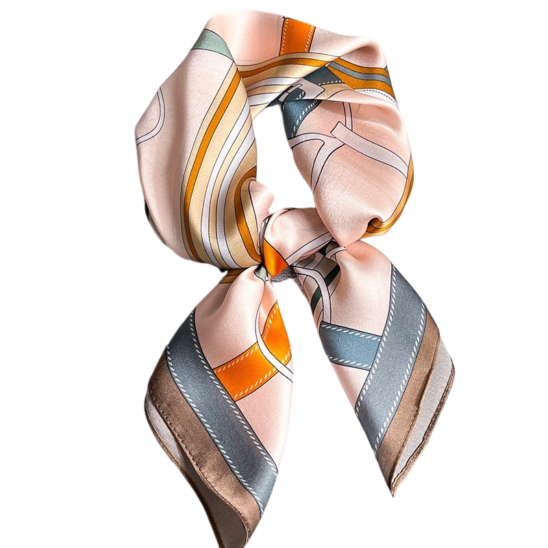 Lyxig elegant sindenhalsduk i equesterian chic stil - Stirrups-Powder - mutual