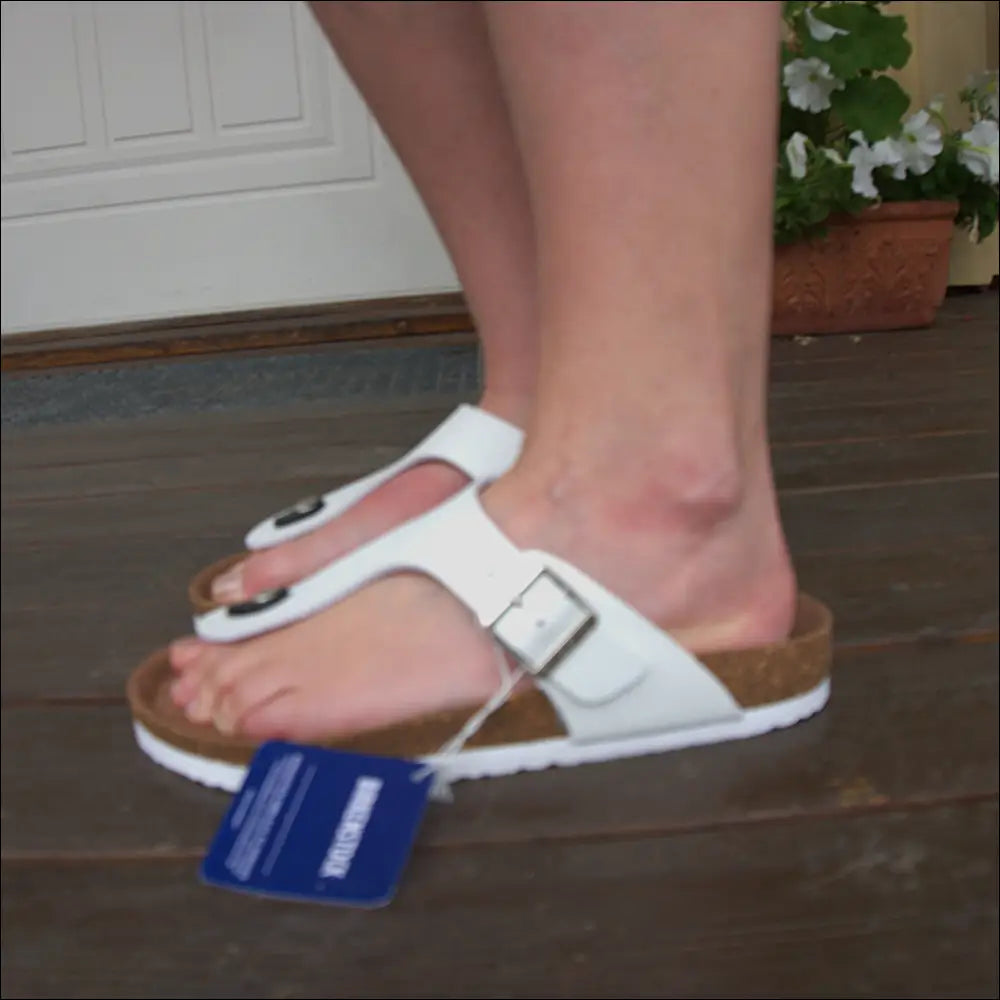 Birkenstock Gizeh White - vita sandaler med ergonomisk korksula - Sandaler