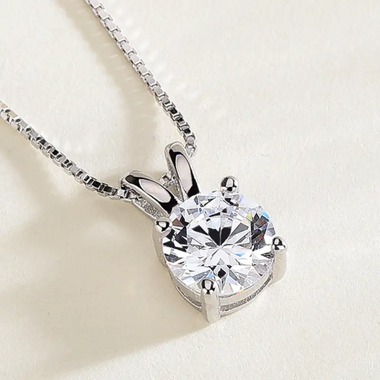 Glittrande 1 Karat Moissanit Hängehalsband - 14 k Vit Guld Pläterad / Lab Diamant - mutual