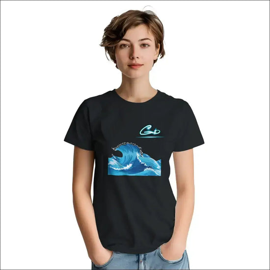 Stilren Vågor inspirerad Svart T-Shirt med Klassisk Design - Print Material