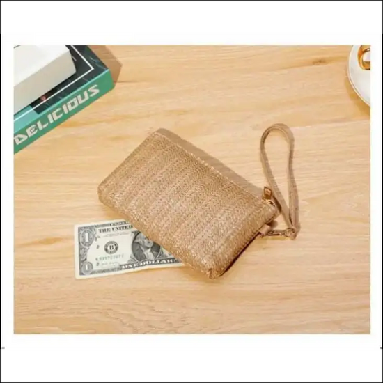 Stråväska med handledsrem för dam – liten lätt och stilren - Clutch