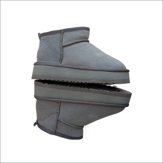 UGG Classic Ultra Mini Plattform Shaded Clover med uggplush-foder - Stövletter