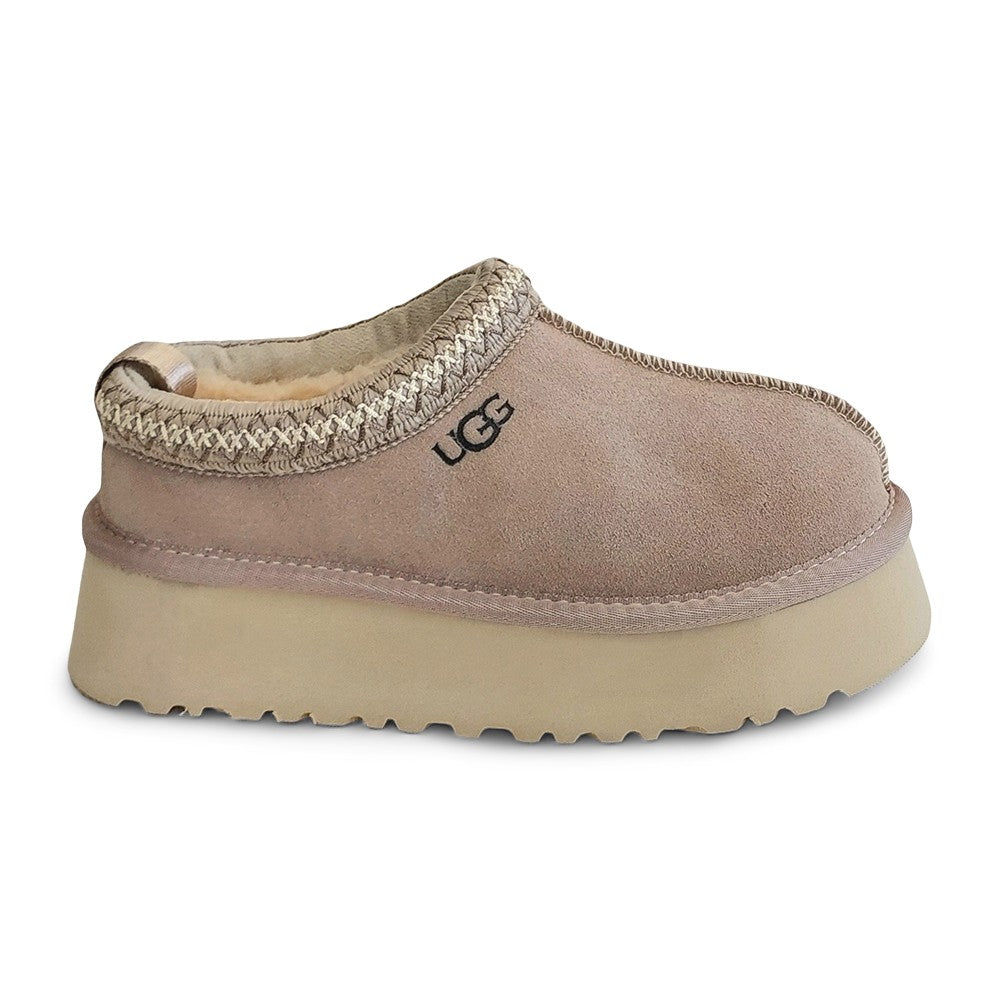 UGG Tazz Sand Plattformslippers med plattform och ullfoder i mjuk sandfärg